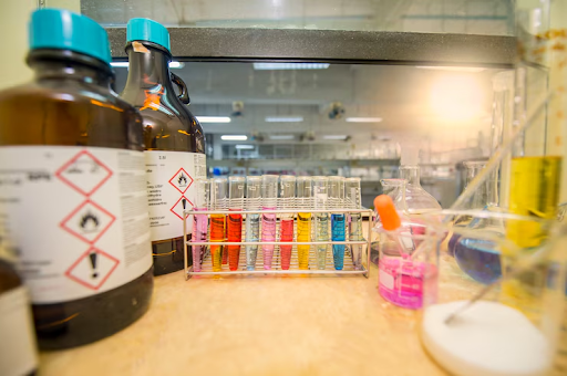 How to Choose the Right Solvent: Guide for HPLC Analysis?